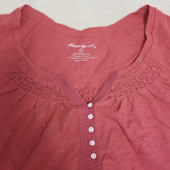 T shirt - Picture 4 of 4